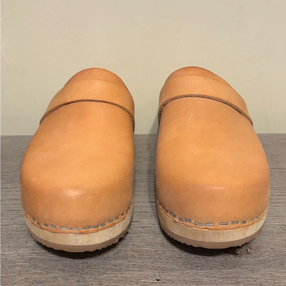 Lotta From Stockholm Elsa Classic Clogs in Natural Leather - Picture 7 of 12
